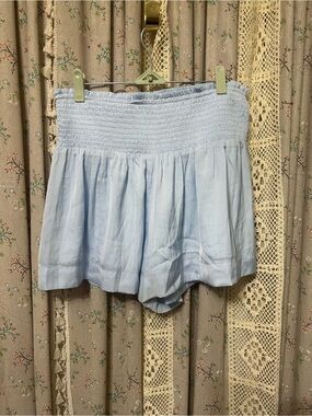 Pants‎ Store Baby Blue Smocked Waist Flowy Shorts Medium NWOT